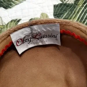 Oleg Cassini | Accessories | Vtg 6s Oleg Cassini Brown Faux  display picture 2